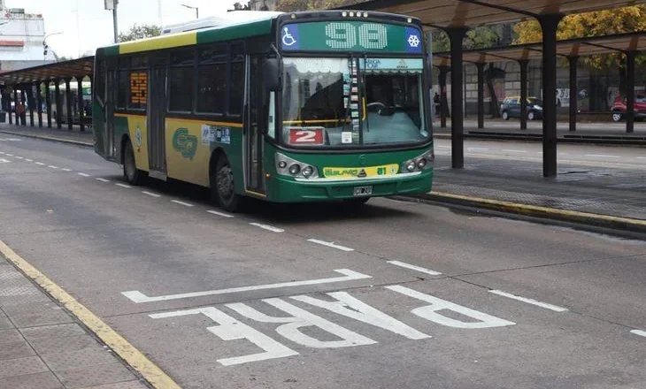 Paro de colectivos en el AMBA: Qué líneas están afectadas por la medida de fuerza de la CGT