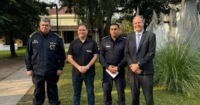 Iglesias evangélicas reconocen a policías de Quilmes