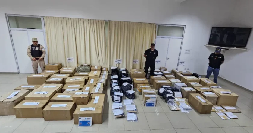 Allanamientos en Quilmes: Secuestran tecnología por presunta infracción al Código Aduanero