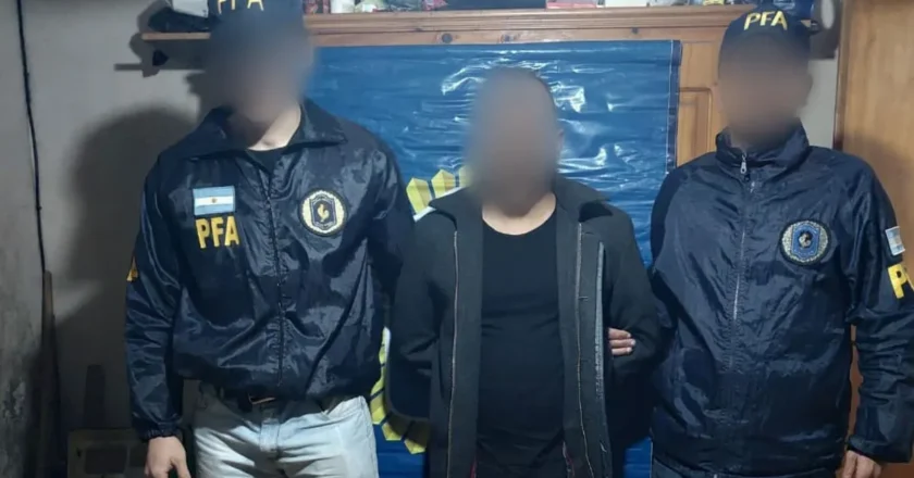 Ezpeleta: Detienen a acusado de distribuir material de abuso sexual infantil