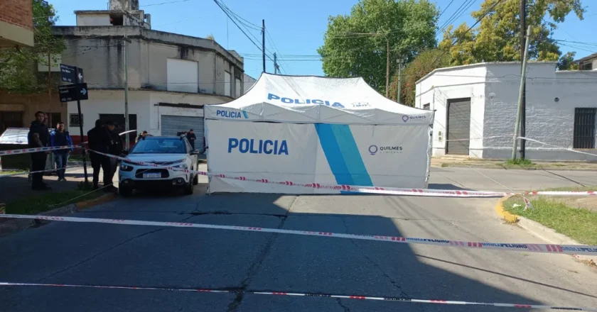 Delincuente murió tras intentar robar un auto y tirotearse con la policía