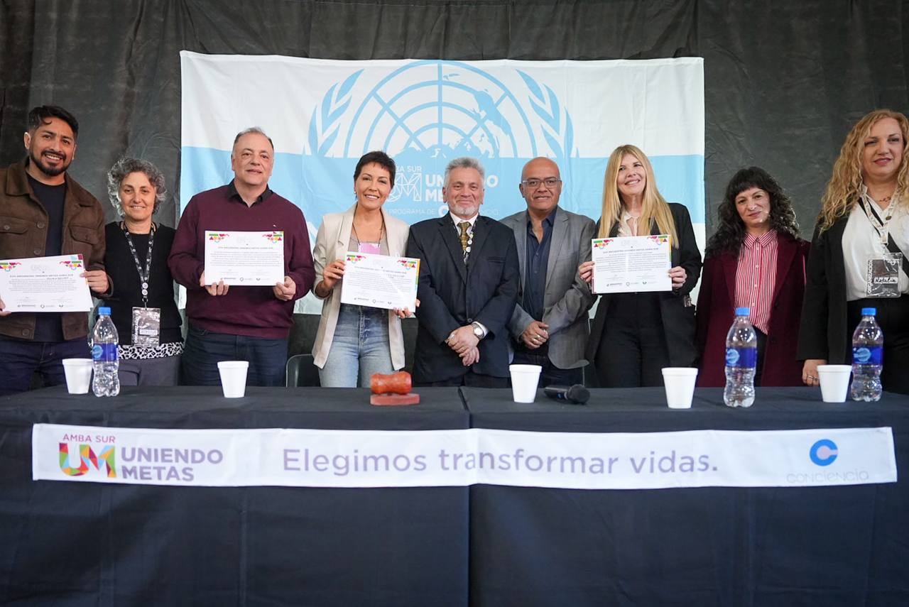 MAYRA EN LA APERTURA DEL XXV ENCUENTRO UNIENDO METAS AMBA SUR